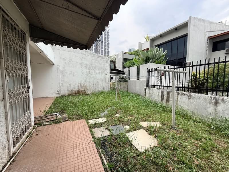 2-storey Terraced House for Sale in Taman Seputeh (Seputeh) - jaret kok - Exterior - PropertyGuru.com.my