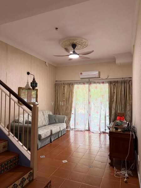 Townhouse for Rent in Presint 16 (Putrajaya) - Keyn Aziz - Living Room - PropertyGuru.com.my