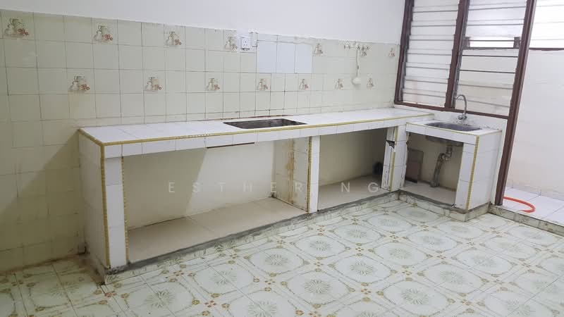 2-storey Terraced House for Sale in Taman Sri Muda (Shah Alam) - Esther Ng - Kitchen - PropertyGuru.com.my