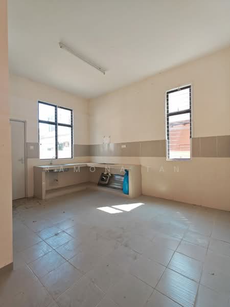 Semi-Detached House for Sale in Taman Desa Idaman (Durian Tunggal) - Ramona Tan - Kitchen - PropertyGuru.com.my