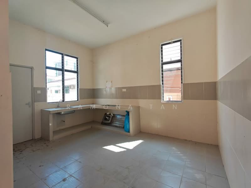 Semi-Detached House for Sale in Taman Desa Idaman (Durian Tunggal) - Ramona Tan - Kitchen - PropertyGuru.com.my