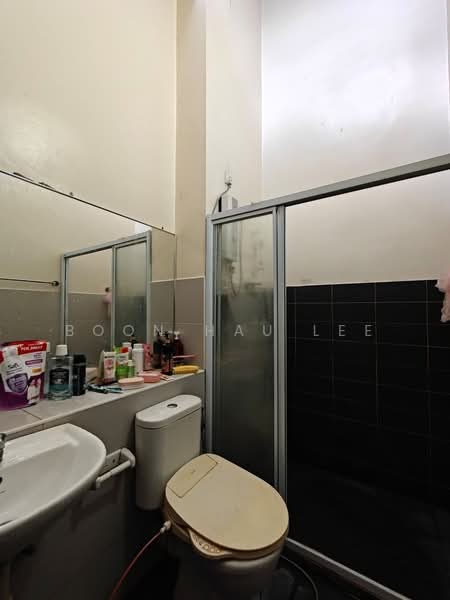 Rumah Teres 2 Tingkat untuk Dijual di Setia Tropika (Johor Bahru) - Boon Hau Lee - Bathroom - PropertyGuru.com.my