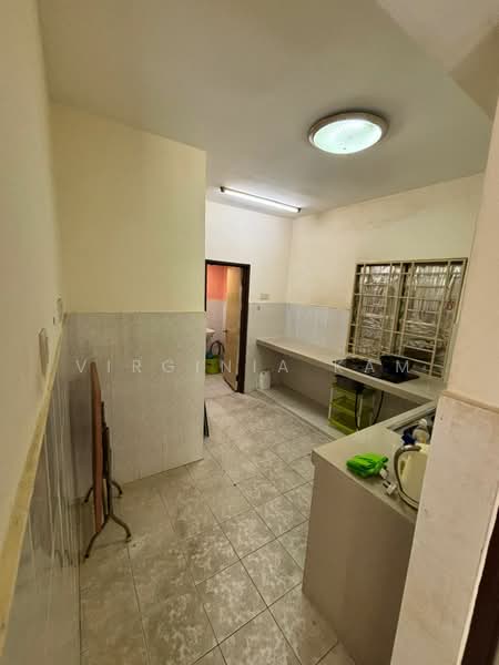 Pangsapuri untuk Disewa di Vistana Mahkota - Virginia Kam - Kitchen - PropertyGuru.com.my
