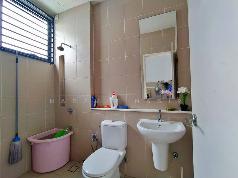 2-storey Terraced House for Sale in Shah Alam (Selangor) - Nadzmie Nasir - Bathroom - PropertyGuru.com.my