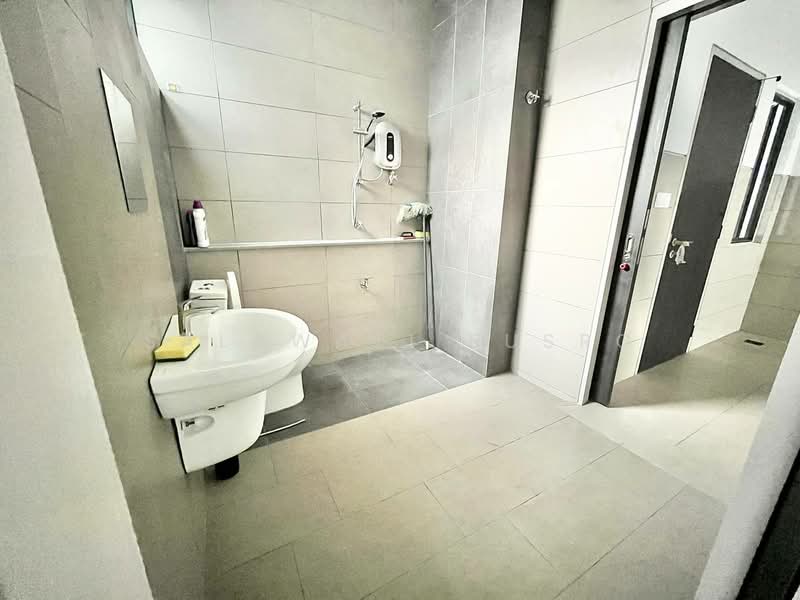Rumah Teres 2 Tingkat untuk Dijual di Elmina (Shah Alam) - Salawati Busro - Bathroom - PropertyGuru.com.my