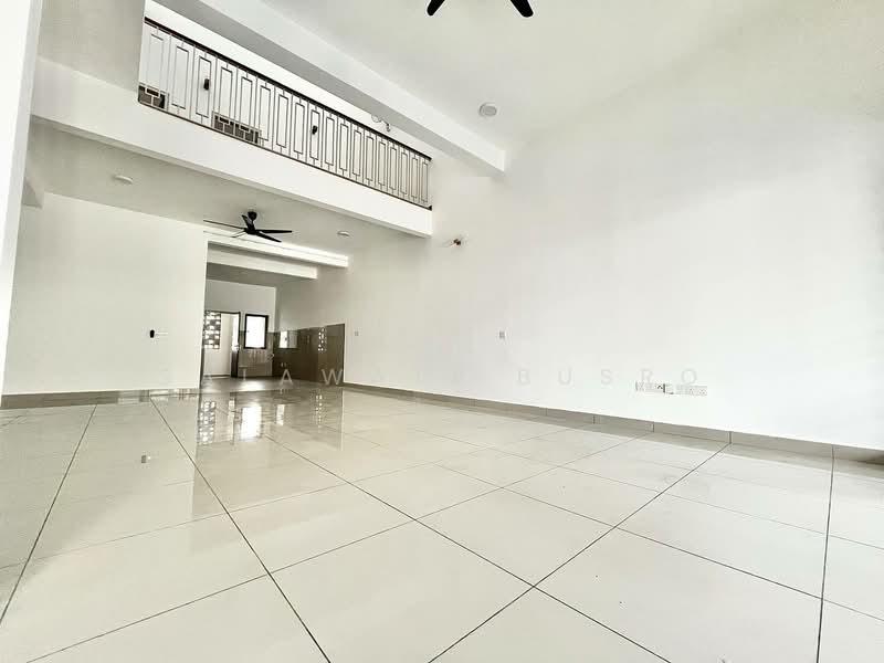 Rumah Teres 2 Tingkat untuk Dijual di Elmina (Shah Alam) - Salawati Busro - Living Room - PropertyGuru.com.my