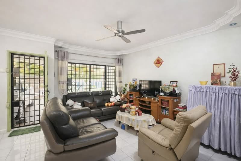 2-storey Terraced House for Sale in Bandar Putra (Kulai) - Johnson Chen - Living Room - PropertyGuru.com.my