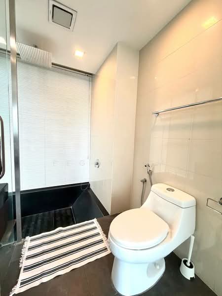 Kondominium untuk Disewa di Suasana Sentral Loft - Peggy Lim - Bathroom - PropertyGuru.com.my