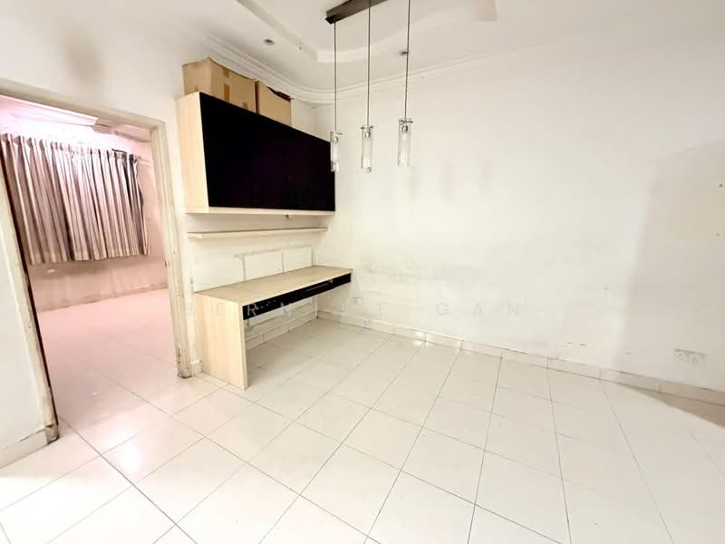1.5-storey Terraced House for Sale in Taman Gaya (Ulu Tiram) - Bernice Gan - Interior - PropertyGuru.com.my