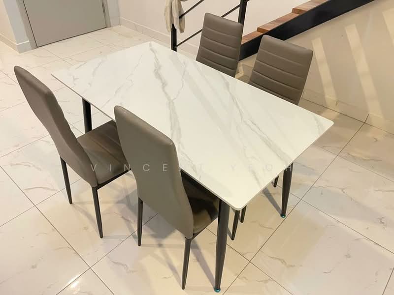 Servis Apartment untuk Dijual di Arte Cheras - Vincent Yeoh - Dining Room - PropertyGuru.com.my