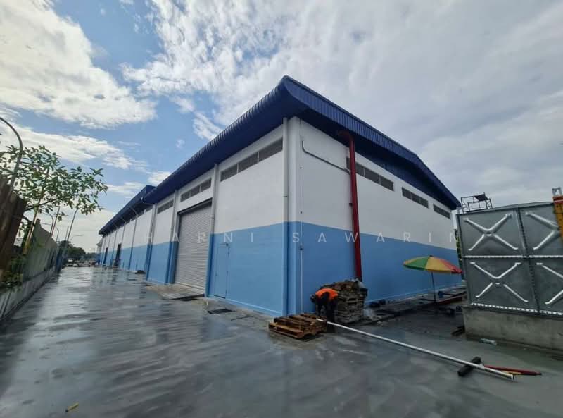 Warehouse for Rent in Seksyen 27 (Shah Alam) - muharni sawarin - Exterior - PropertyGuru.com.my