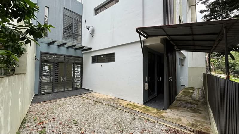 3-storey Terraced House for Sale in Laman Glenmarie (Shah Alam) - Fatma Hani Hussin - Exterior - PropertyGuru.com.my