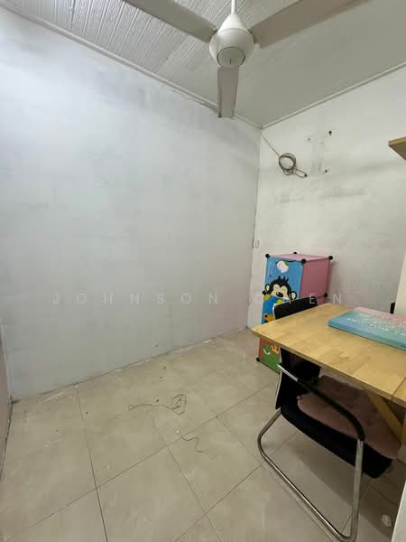 2-storey Terraced House for Rent in Kampung Baru Saleng (Kulai) - Johnson Chen - Study - PropertyGuru.com.my