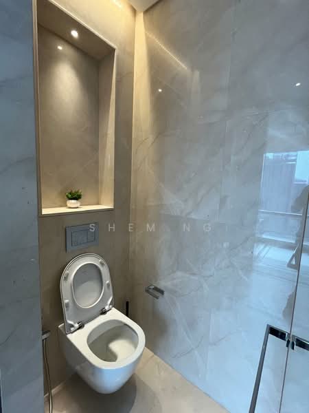 Servis Apartment untuk Disewa di Pavilion Suites - Shem Ng - Bathroom - PropertyGuru.com.my