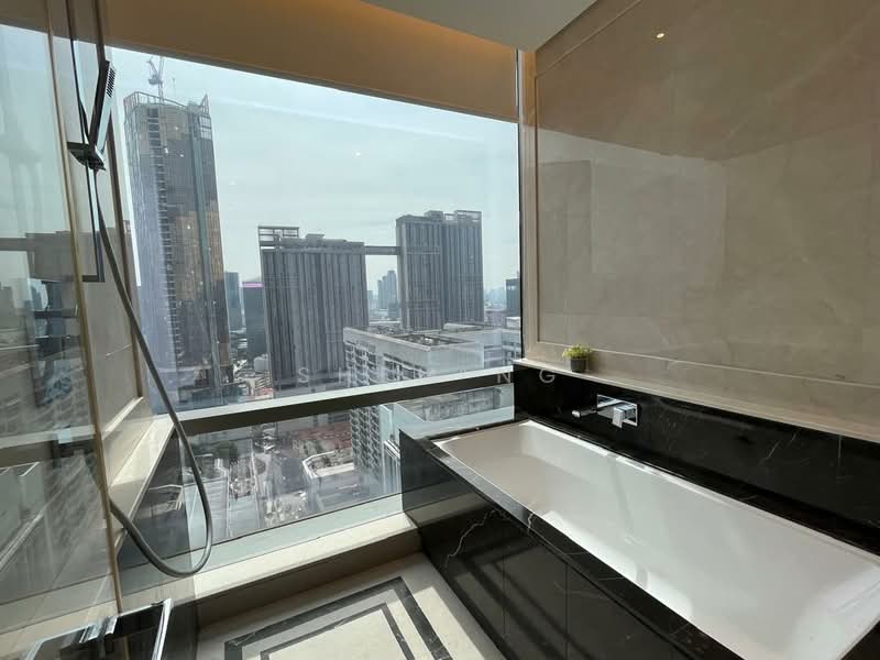 Servis Apartment untuk Disewa di Pavilion Suites - Shem Ng - Bathroom - PropertyGuru.com.my