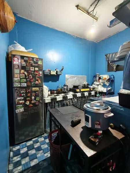 Rumah Flat untuk Dijual di Kampung Lindungan PJS 8 - Seri Nordin - Kitchen - PropertyGuru.com.my