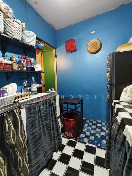Rumah Flat untuk Dijual di Kampung Lindungan PJS 8 - Seri Nordin - Kitchen - PropertyGuru.com.my