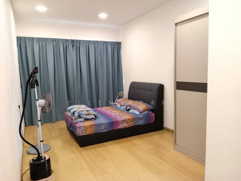 Condominium for Sale at Amberside @ Country Garden Danga Bay - Ellen Yeap - Bedroom - PropertyGuru.com.my