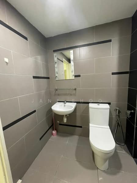 Condominium for Rent at The Z Residence - Jane Shoo - Bathroom - PropertyGuru.com.my