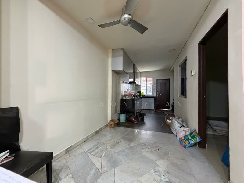 2-storey Terraced House for Sale in Puchong Perdana (Selangor) - Mak Hon Yean - Kitchen - PropertyGuru.com.my