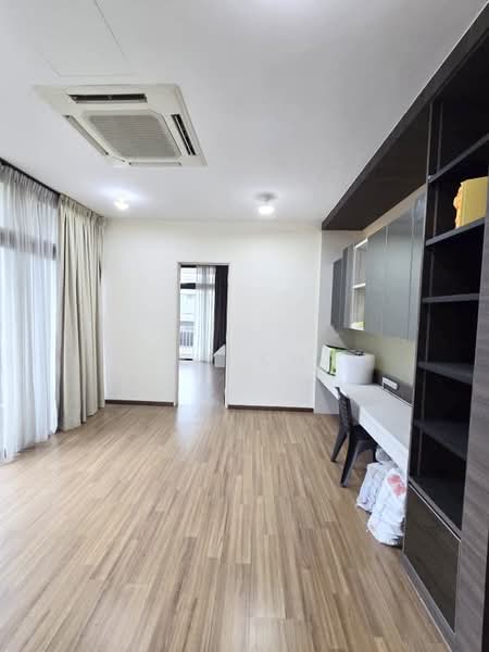 Cluster House for Sale in Taman Mount Austin (Tebrau) - Joey Chai - PropertyGuru.com.my
