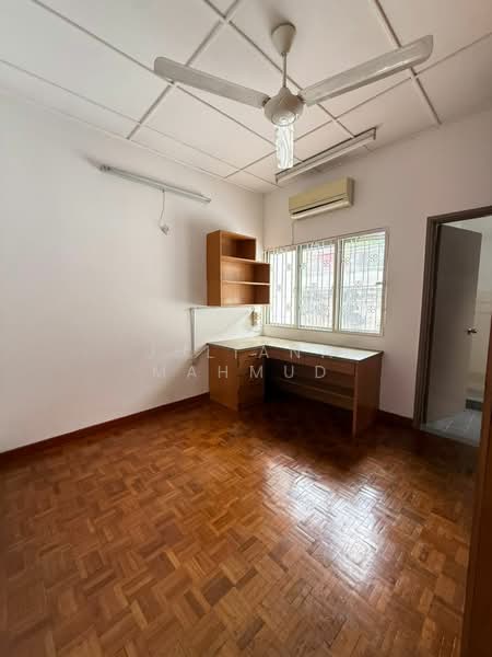 2-storey Terraced House for Rent in Taman Tun Dr Ismail (Kuala Lumpur) - Juliana Mahmud - Study - PropertyGuru.com.my