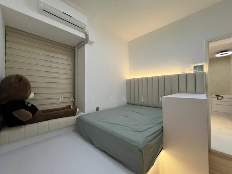 Condominium for Sale at Amberside @ Country Garden Danga Bay - Patrick Lim - Bedroom - PropertyGuru.com.my