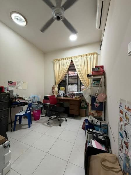 Cluster House for Sale in Taman Gaya (Ulu Tiram) - Bernice Gan - Study - PropertyGuru.com.my