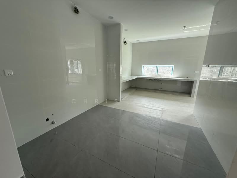 Semi-Detached House for Sale in Bandar Bestari (Klang) - Chris Tye - Kitchen - PropertyGuru.com.my