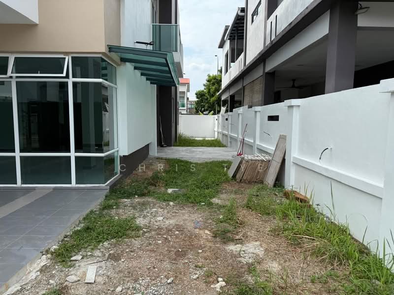 Semi-Detached House for Sale in Bandar Bestari (Klang) - Chris Tye - Exterior - PropertyGuru.com.my
