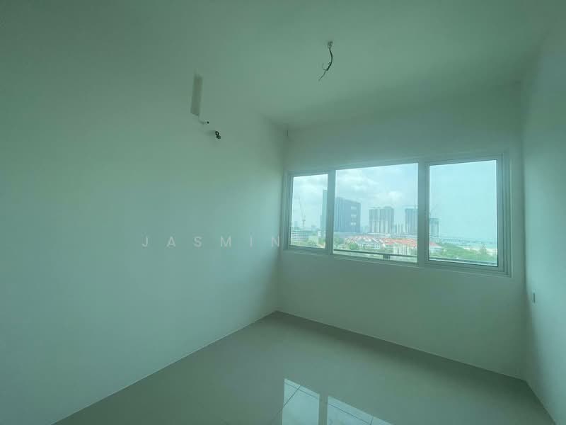 Condominium for Sale at QuayWest Residence - Jasmine Loo - Second bedroom - PropertyGuru.com.my