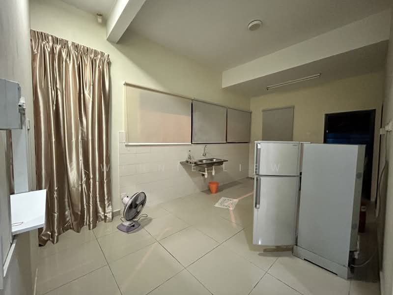 Condominium for Sale at Azelia Residence - Wennie Liew - Kitchen - PropertyGuru.com.my