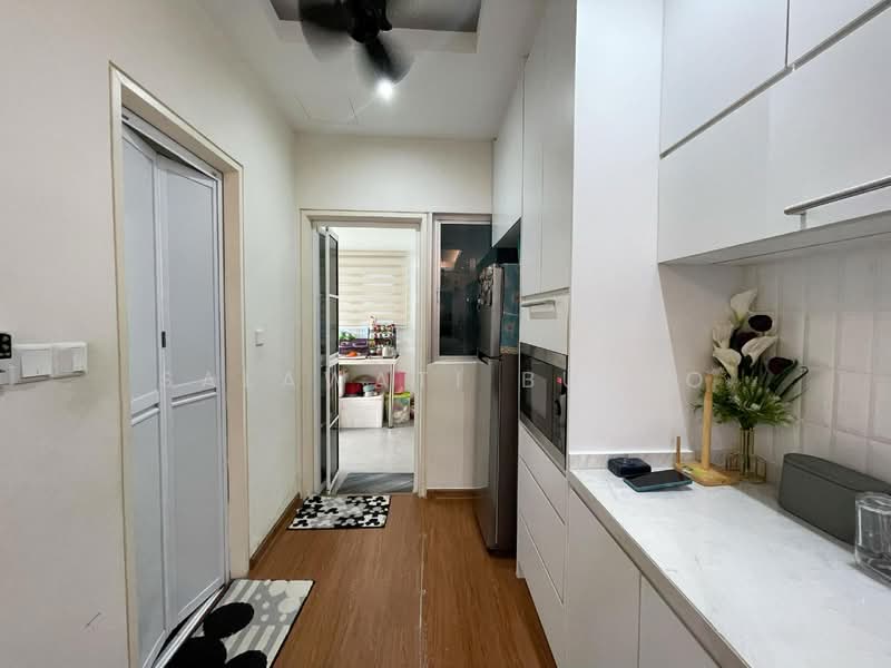 Rumah Teres 2 Tingkat untuk Dijual di Cybersouth (Dengkil) - Salawati Busro - Kitchen - PropertyGuru.com.my