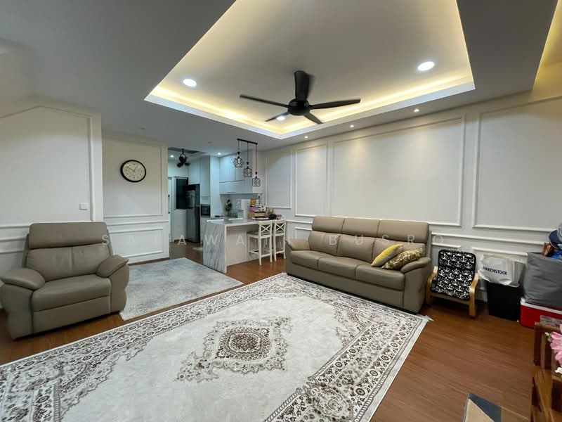 Rumah Teres 2 Tingkat untuk Dijual di Cybersouth (Dengkil) - Salawati Busro - Living Room - PropertyGuru.com.my