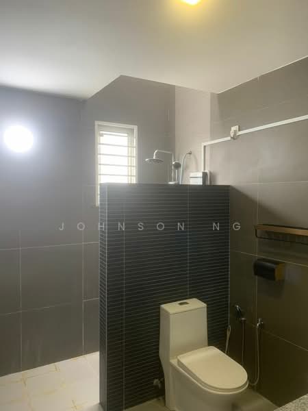 Bungalow Land for Sale in Bandar Putra Permai (Seri Kembangan) - Johnson Ng - Bathroom - PropertyGuru.com.my