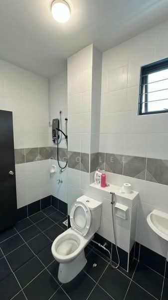 Rumah Teres 2 Tingkat untuk Disewa di Johor Bahru (Johor) - Coco Lee - Bathroom - PropertyGuru.com.my