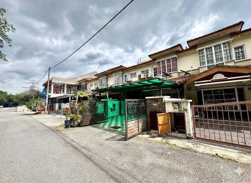 2-storey Terraced House for Sale at Taman Impian Putra - Fauran Nawawi - PropertyGuru.com.my