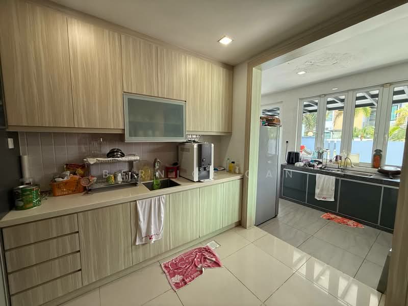 Cluster House for Sale in Taman Gaya (Ulu Tiram) - Bernice Gan - Kitchen - PropertyGuru.com.my