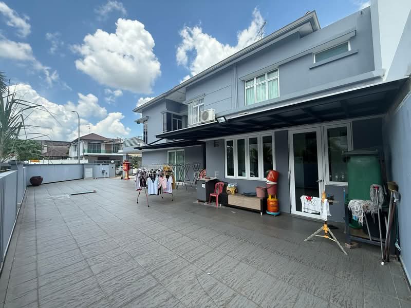 Cluster House for Sale in Taman Gaya (Ulu Tiram) - Bernice Gan - Exterior - PropertyGuru.com.my