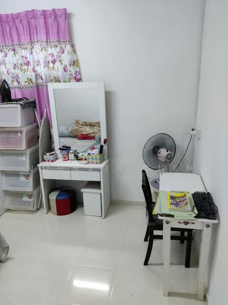 2-storey Terraced House for Sale in Taman Saleng (Kulai) - Johnson Chen - Bedroom - PropertyGuru.com.my