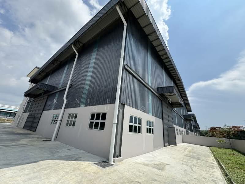 Semi-D Factory for Rent in Kota Kemuning (Shah Alam) - Kent Lee Jing Guang - Exterior - PropertyGuru.com.my