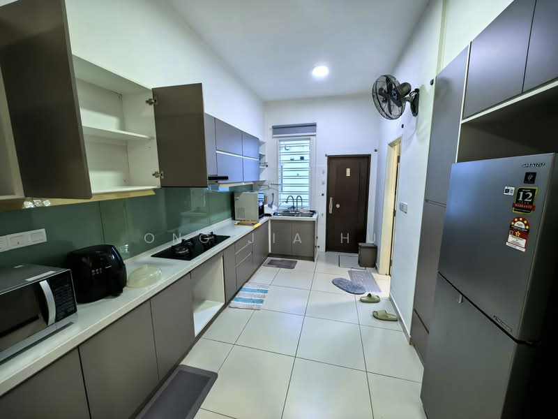 2-storey Terraced House for Rent in Bandar Sri Sendayan (Negeri Sembilan) - Ong Jia Hui - Kitchen - PropertyGuru.com.my