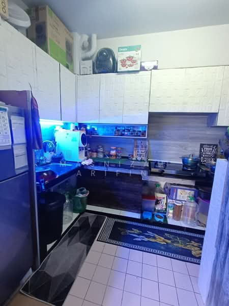Pangsapuri untuk Dijual di Pangsapuri Villa Angkasa - Masnizah Arifin - Kitchen - PropertyGuru.com.my
