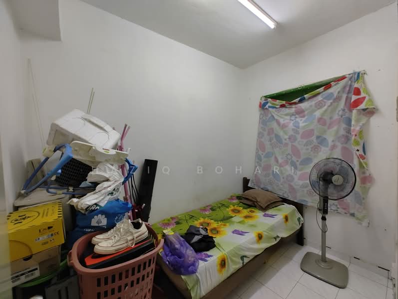 Flat for Sale at Taman Mas Sepang - Haziq Bohari - Bedroom - PropertyGuru.com.my