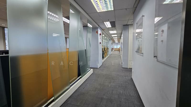 Office for Rent in KLCC (KL City Centre) - Rachel Too - Corridor - PropertyGuru.com.my
