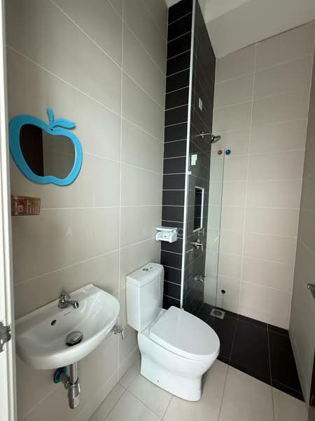 3-storey Terraced House for Sale in Taman Seri Austin (Tebrau) - Annie Chai - Bathroom - PropertyGuru.com.my