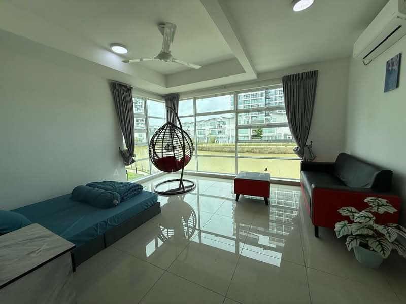 3-storey Terraced House for Sale in Taman Seri Austin (Tebrau) - Annie Chai - Living Room - PropertyGuru.com.my
