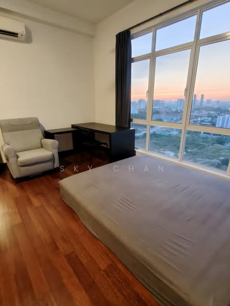 Kondominium untuk Dijual di Paraiso Residence @ The Earth - Sky Chan - Bedroom - PropertyGuru.com.my