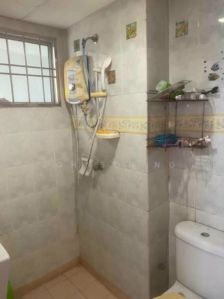 Pangsapuri untuk Dijual di Aliran Damai - Johnson Ng - Bathroom - PropertyGuru.com.my