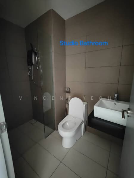 Service Residence for Sale at The Era @ Duta North - Vincent Yeoh - Bathroom - PropertyGuru.com.my